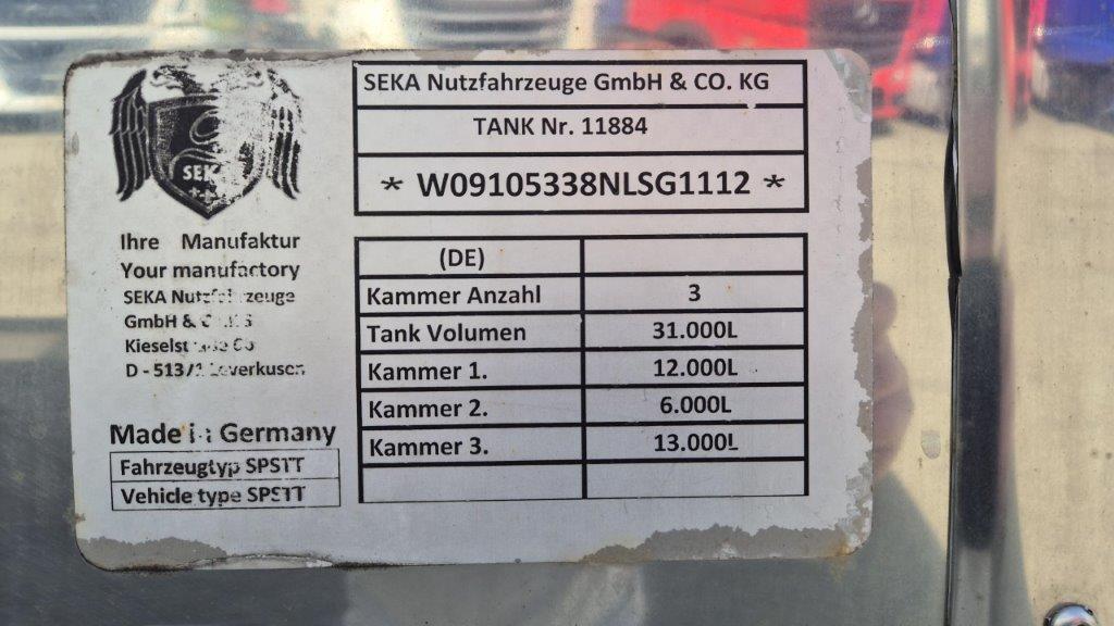 1240001-18